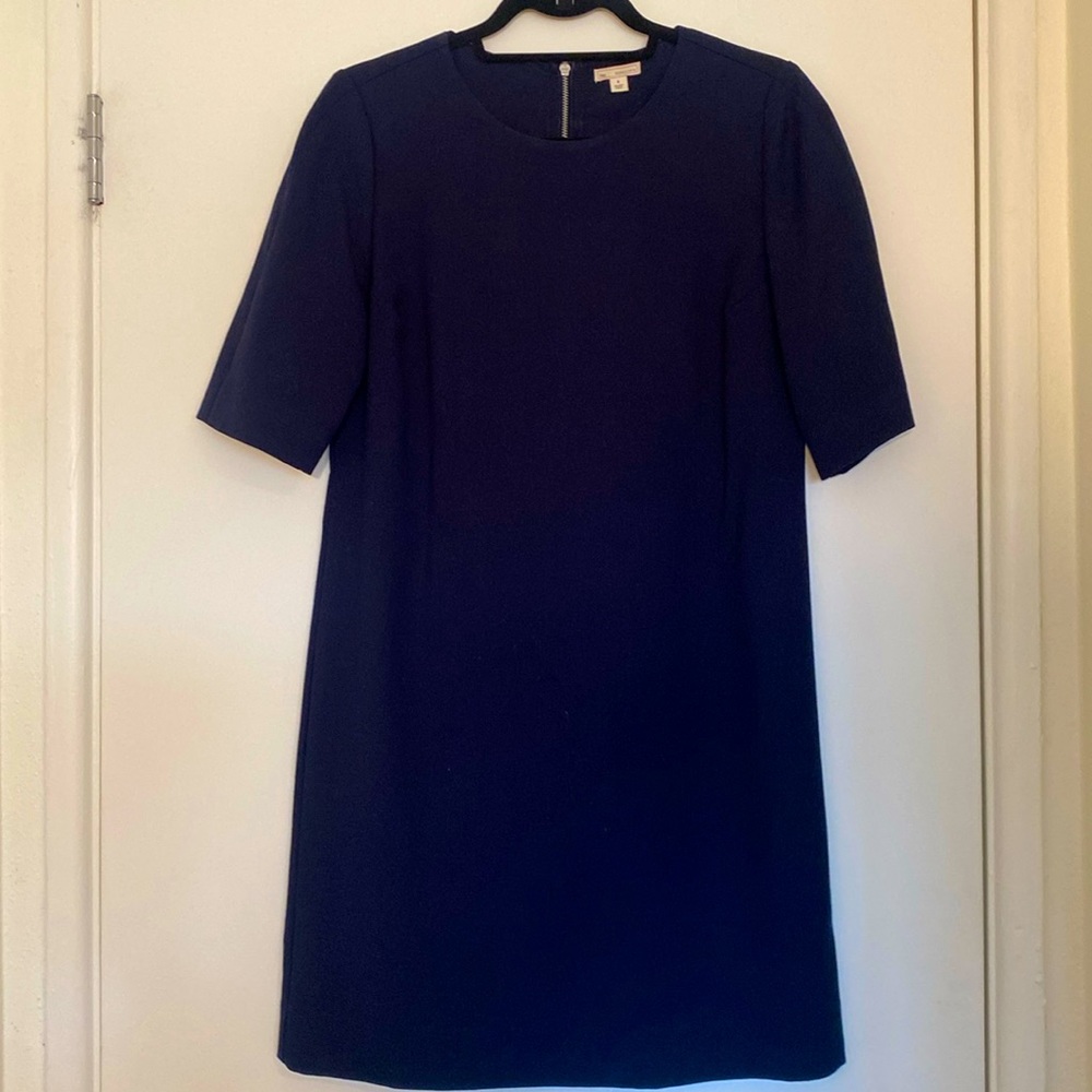 Gap navy color shift dress. Worn once. Size 6